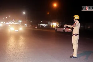 Cần Thơ yêu cầu tăng cường xử lý vi phạm về nồng độ cồn, ma túy 