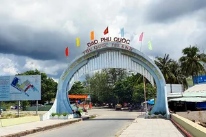 Kiên Giang: Tạm ngưng hoạt động tàu, phà từ đất liền đi các đảo