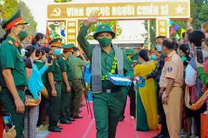 1.252 thanh niên Hậu Giang lên đường nhập ngũ