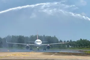 Chuyến bay thẳng đầu tiên từ Quảng Ninh đến Cần Thơ 