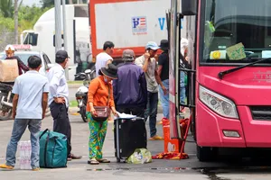 Nhà xe không tăng giá vé dịp lễ để hỗ trợ bà con