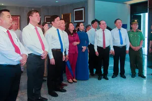 Lãnh đạo tỉnh Hậu Giang dâng hương Đền thờ vua Hùng 