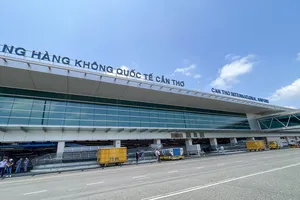 Kiên Giang: Dự trù phương án dùng máy bay đưa đề thi THPT ra Phú Quốc