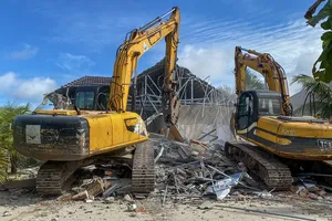 Phú Quốc cưỡng chế 14 căn biệt thự xây dựng trái phép 