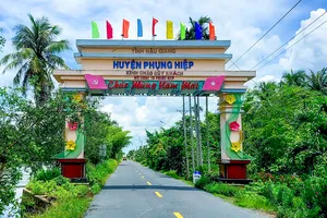 Vụ chỉ định doanh nghiệp in xây cổng chào: Khiển trách phó phòng VH&TT 