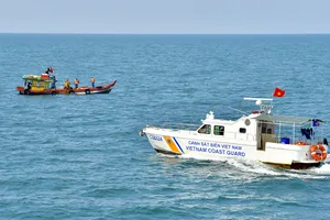 Vùng Cảnh sát biển 4 tuần tra, xử lý các vụ tranh chấp ngư trường Cà Mau và biển Tây Nam