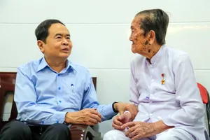 Phó Chủ tịch Thường trực Quốc hội thăm, chúc tết tại tỉnh Kiên Giang