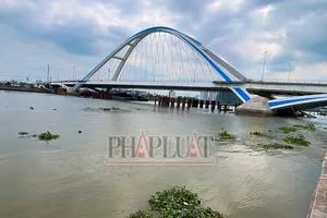 Cần Thơ lý giải việc chưa đưa cầu Trần Hoàng Na vào khai thác trước tết