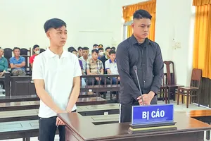 Cho bạn mượn súng đi đòi nợ, cả 2 cùng lãnh án