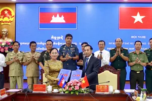 Kiên Giang sơ kết hợp tác 2 năm hợp tác với tỉnh Kampot, Campuchia 