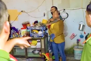 Công an Sóc Trăng giải cứu thành công phụ nữ bị đối tượng nghi ngáo đá khống chế