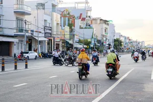Cần Thơ: Sẽ đóng khoảng giãn dãy phân cách tại dốc cầu Trần Hoàng Na