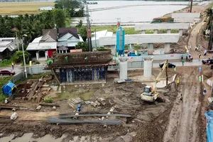 Hội đồng kiểm tra nhà nước chỉ ra nhiều hạn chế tại dự án cao tốc trục dọc ở miền Tây