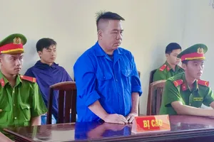 Nổi cơn cuồng ghen, sát hại vợ hờ rồi uống thuốc diệt cỏ tự tử