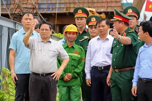 Thủ tướng Phạm Minh Chính: Phấn đấu rút ngắn thời gian hoàn thành các dự án giao thông