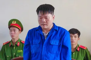 Đốt nhà mẹ ruột của vợ hờ để... níu kéo tình cảm