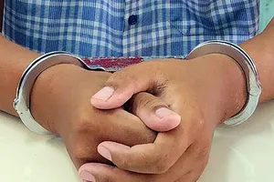 Bắt quả tang 1 thẩm phán nhận hối lộ