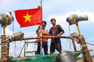 Vùng Cảnh sát biển 4 đồng hành cùng bà con xã đảo An Sơn