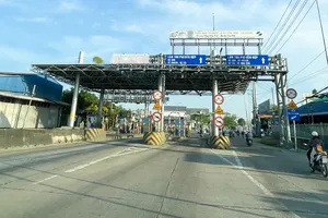 Vì sao chưa tháo dỡ trạm thu phí BOT T2 trên Quốc lộ 91?