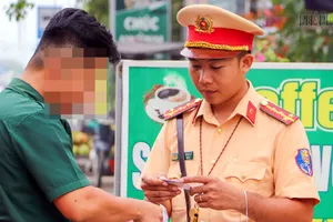 CSGT TP Cần Thơ tuần tra xuyên Tết, đảm bảo trật tự an toàn giao thông