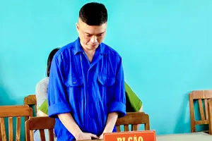 Chủ nợ lãnh 7 năm tù vì... thiếu kiềm chế với con nợ