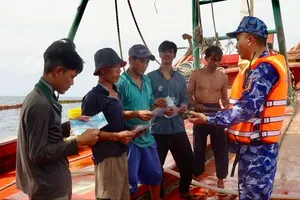 Vùng Cảnh sát biển 4 đã khởi tố 2 vụ án vi phạm IUU 