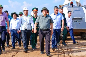 Thủ tướng Phạm Minh Chính: Phấn đấu chậm nhất ngày 19-12 khánh thành cao tốc Cần Thơ - Cà Mau