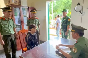 Phát hiện bị can truy nã trong số công dân được Campuchia trao trả