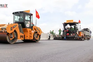 Phó Thủ tướng yêu cầu đẩy nhanh tiến độ các dự án cao tốc ở Miền Tây 