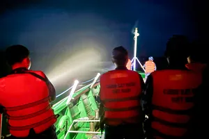 Vùng Cảnh sát biển 4: Triệt phá nhiều vụ án ma túy, buôn lậu lớn