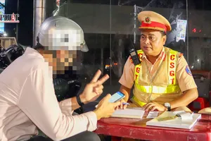 Vi phạm nồng độ cồn, đừng cố 'cù nhây' với lực lượng CSGT nữa!