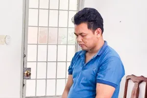 Bắt người đàn ông đưa bạn gái 13 tuổi vào nhà nghỉ quan hệ tình dục