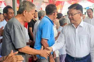 Phó Thủ tướng Lê Thành Long dự Ngày hội Đại đoàn kết tại An Giang