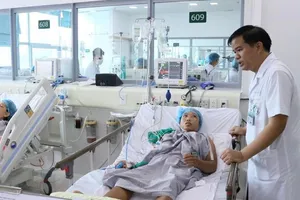 Thành lập tổ công tác xử lý sự cố chạy thận ở Nghệ An