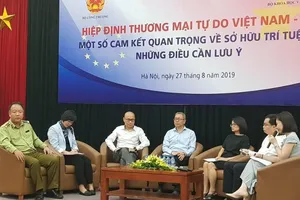  'Unlock' điện thoại cũng vi phạm quyền sở hữu trí tuệ