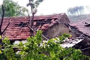 Bão số 4 suy yếu thành áp thấp nhiệt đới, cả nước mưa to