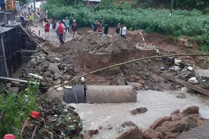 Áp thấp nhiệt đới mới lại đang hình thành trên biển Đông