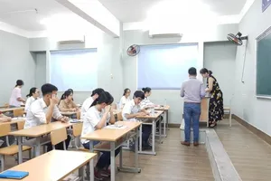 Tuyển dụng đặc cách giáo viên hợp đồng từ 2015 về trước