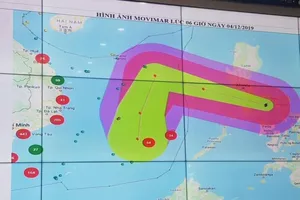 11 tàu cá đang nằm trong vùng nguy hiểm của bão số 7