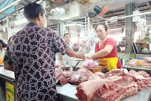 Giá thịt heo tăng sốc, Bộ Nông nghiệp phải kiểm điểm