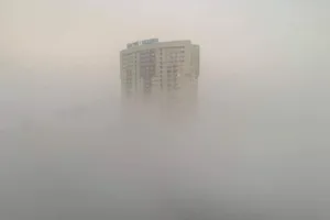 Hà Nội chìm trong sương mù như Sa Pa