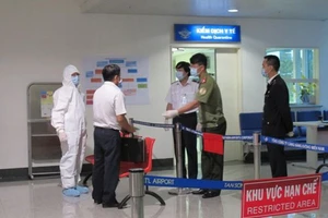 Hàng Việt bắt đầu khó sang Trung Quốc vì dịch viêm phổi