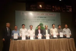 Các hiệp hội gỗ Việt cam kết “Nói không với gỗ bất hợp pháp“