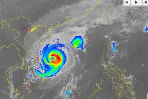 Ảnh vệ tinh về bão số 13. Ảnh: KTTVQG