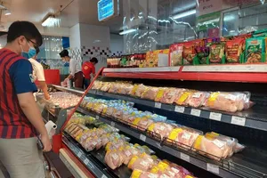 Sau khi 23 siêu thị, cửa hàng đóng cửa: Thị trường Hà Nội ra sao?