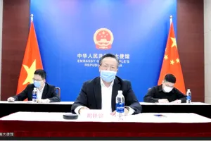 6.000 xe kẹt tại cửa khẩu: Tham tán thương mại Trung Quốc nói gì?