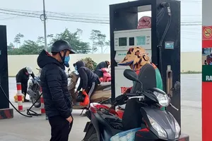 Ngày mai, giá xăng sẽ tăng bao nhiêu?