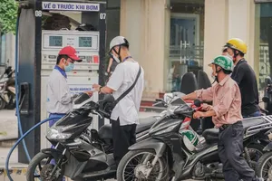 Ngày mai, Bộ Công Thương chưa điều chỉnh giá xăng dầu 