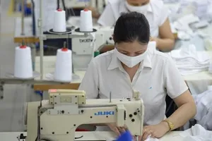 6 tháng đầu năm ngành dệt may xuất siêu gần 9 tỉ USD