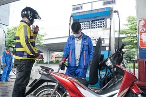 Yêu cầu xem xét phân bổ lợi nhuận, chi phí định mức cho bán lẻ xăng dầu